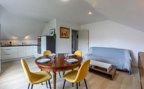 Photo of L'Oasis 2
