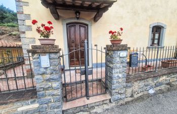 Gaiole Apartament Holiday Home