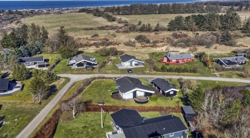 Photo of "Fridhild" - 875m from the sea