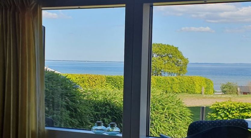 Photo of "Sporgh" - 100m from the sea