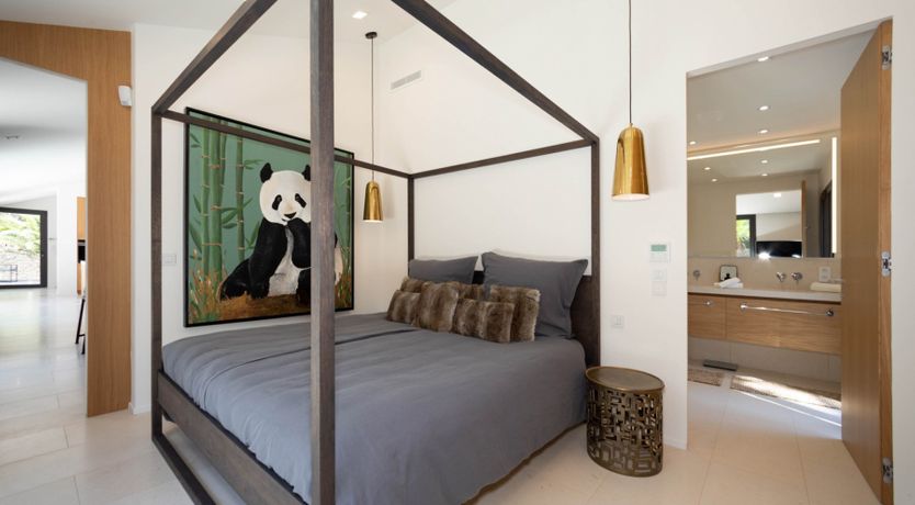 Photo of Brilliant Sea