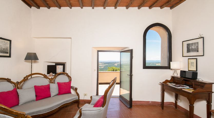 Photo of Chianti Castle