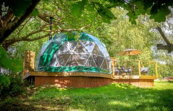 Chartwell Luxury Dome Holiday Home