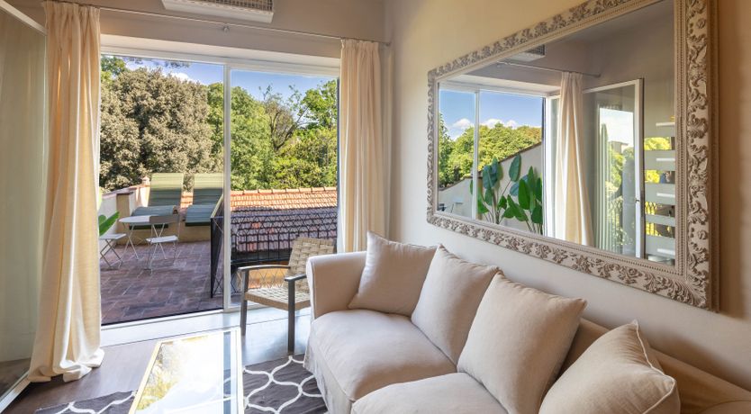 Photo of The Florentine Artisan