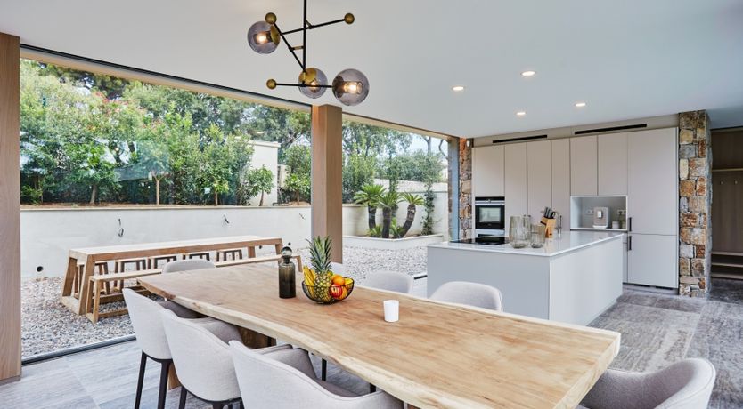 Photo of Saint Sunshine