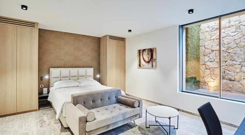 Photo of Saint Sunshine