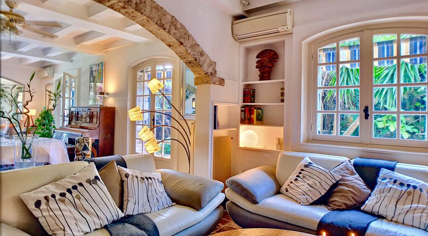 Photo of A Riviera Charmer