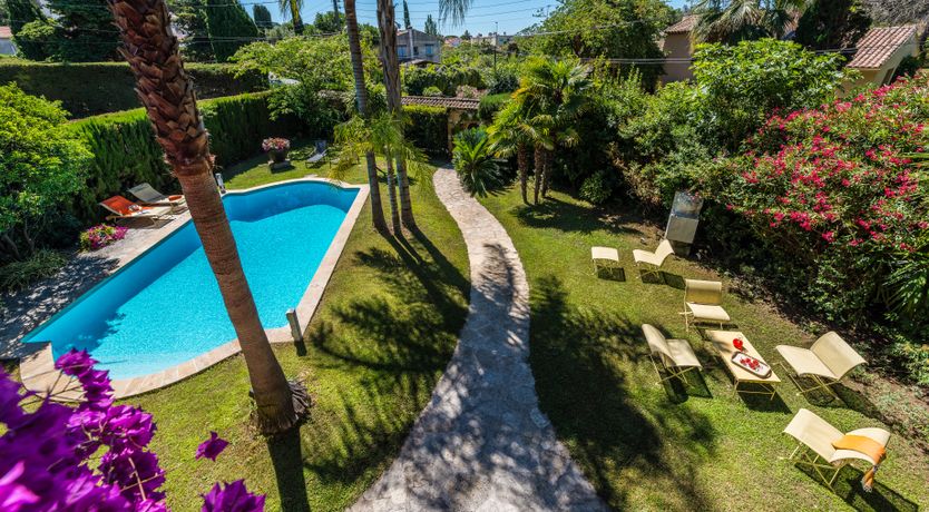 Photo of A Riviera Charmer