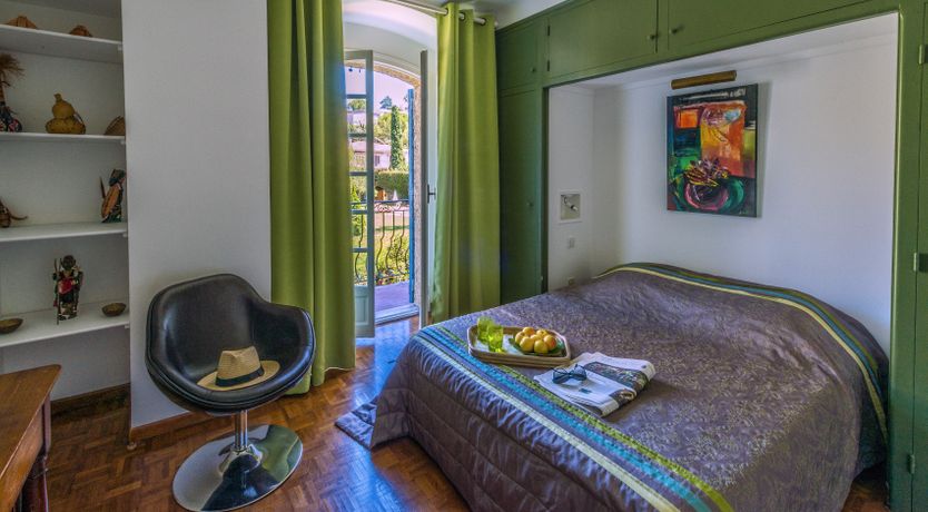 Photo of A Riviera Charmer