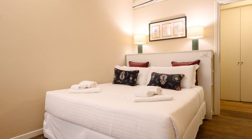 Photo of Florentine Echo