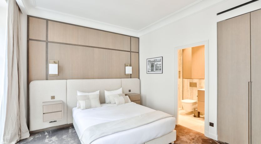 Photo of Parisian Onyx