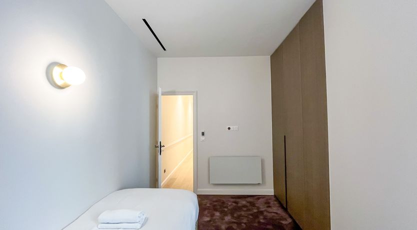 Photo of Parisian Onyx