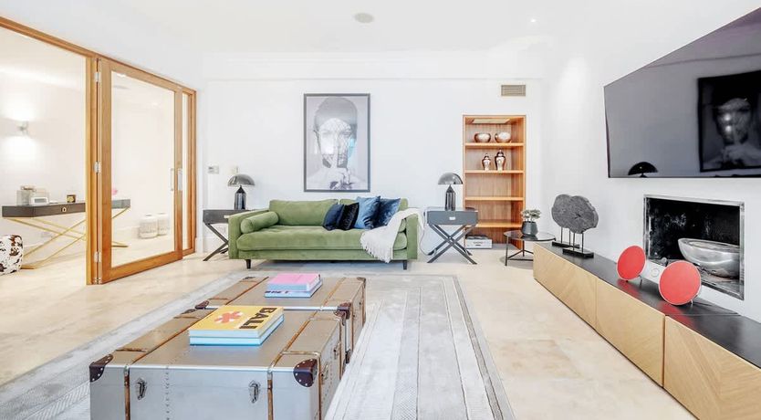 Photo of Grand & Noble