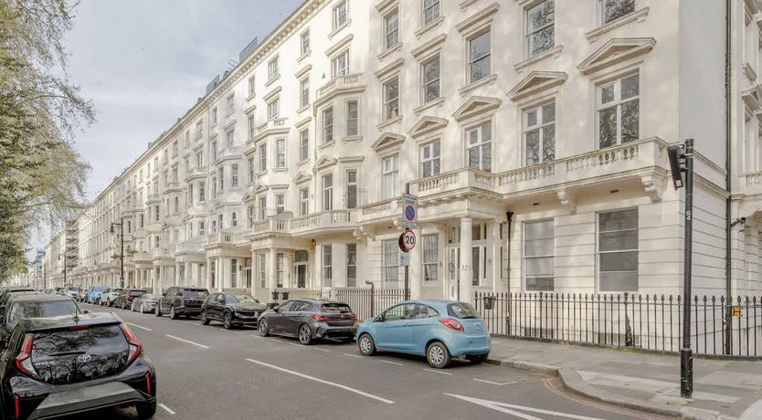 Photo of Grand & Noble