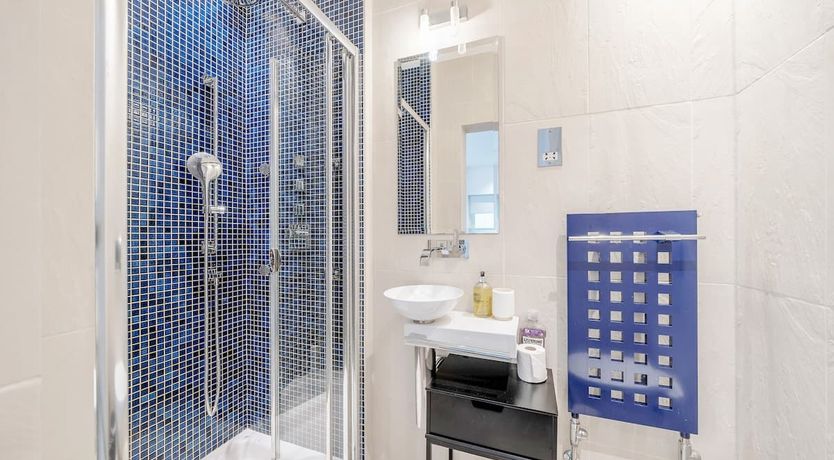 Photo of Grand & Noble