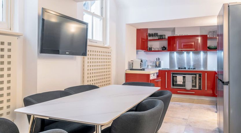 Photo of Grand & Noble