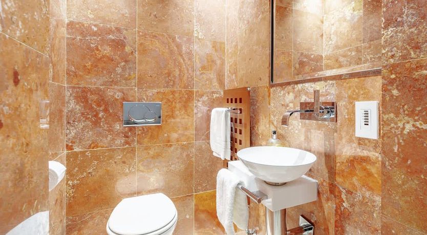 Photo of Grand & Noble