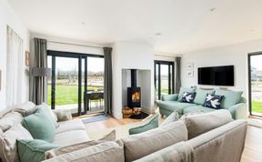 Photo of Canoe Cottage