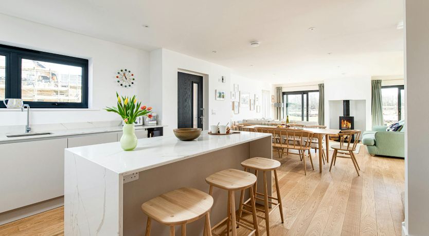 Photo of Canoe Cottage