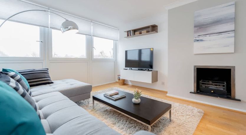 Photo of Holland Park View