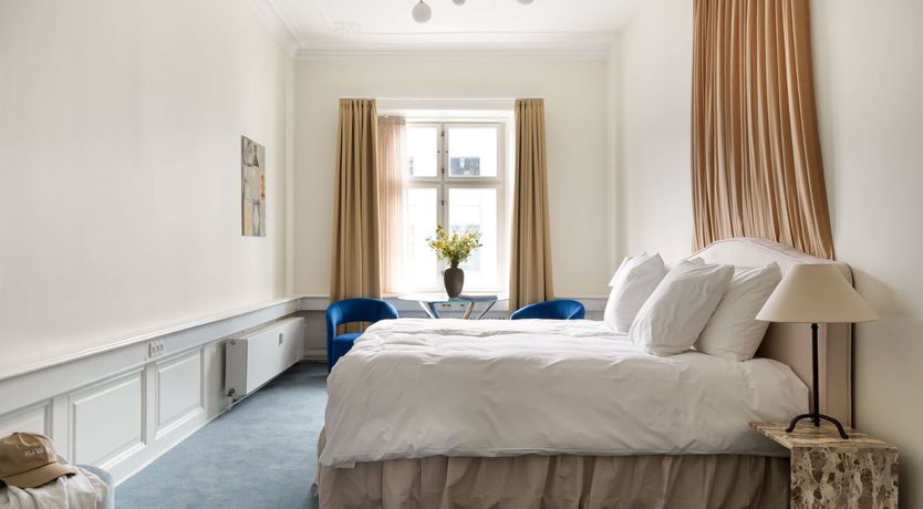 Photo of A Lovely Manor