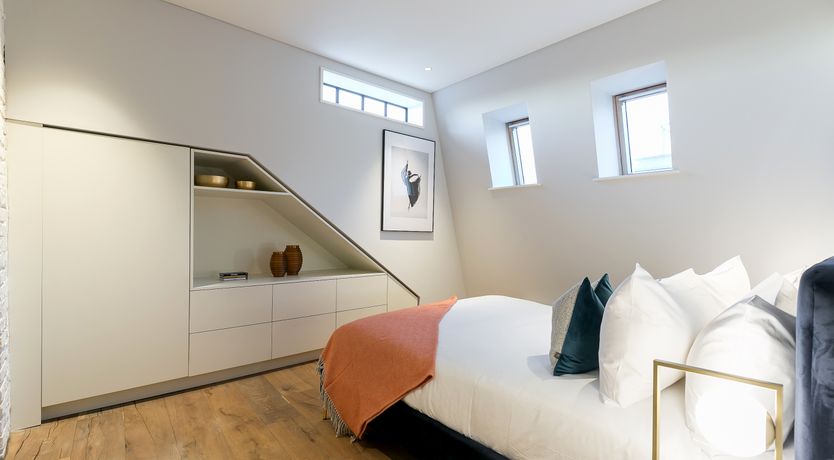 Photo of Borough Buzz