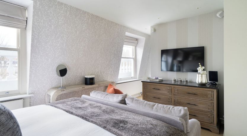 Photo of Gardens in Bloom