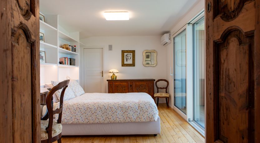 Photo of Dappled Blue