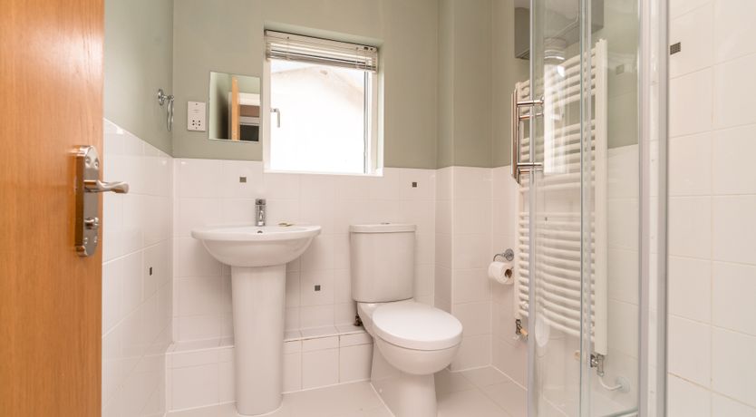 Photo of Lakeside Soak