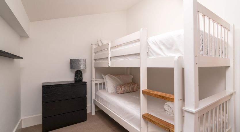 Photo of Lakeside Soak