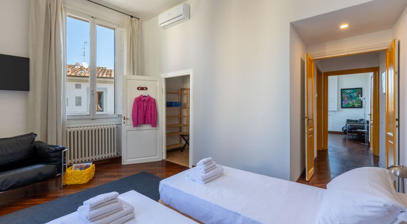 Photo of A Tuscan Flair