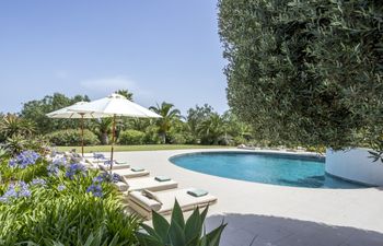 Golden Mile Holiday Home