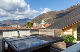 Photo of como-loft
