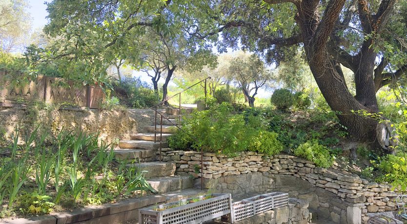 Photo of Provence Elegance