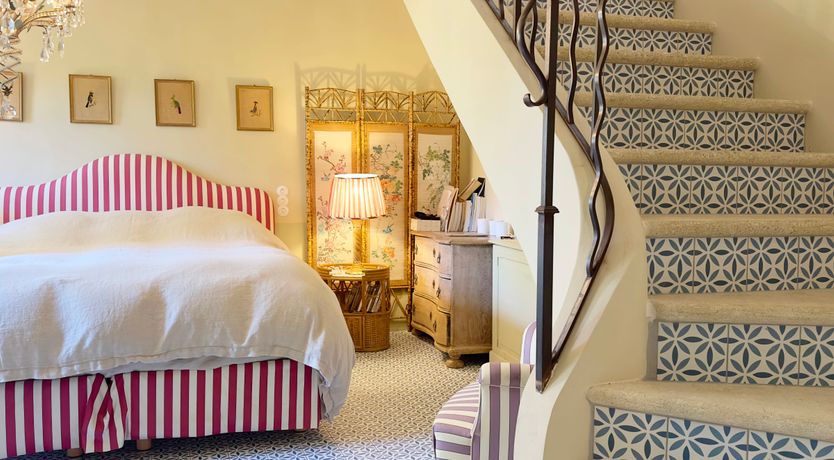 Photo of Provence Elegance