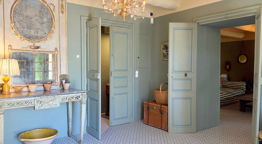 Photo of Provence Elegance