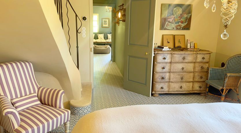 Photo of Provence Elegance