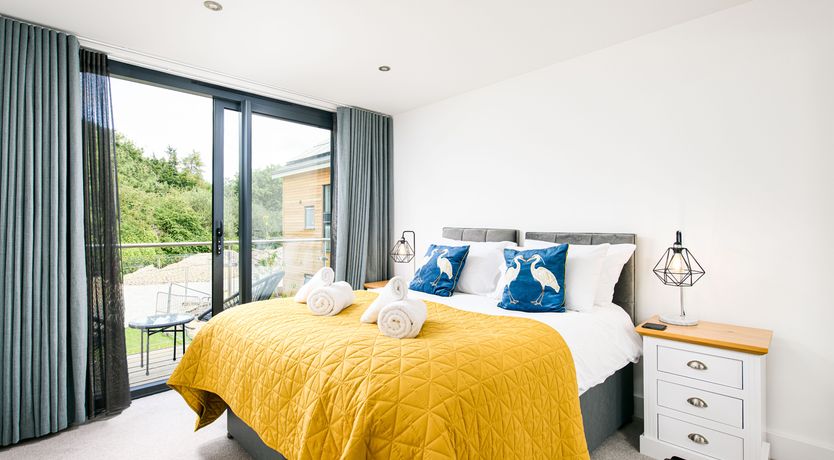 Photo of Red Robin Nest