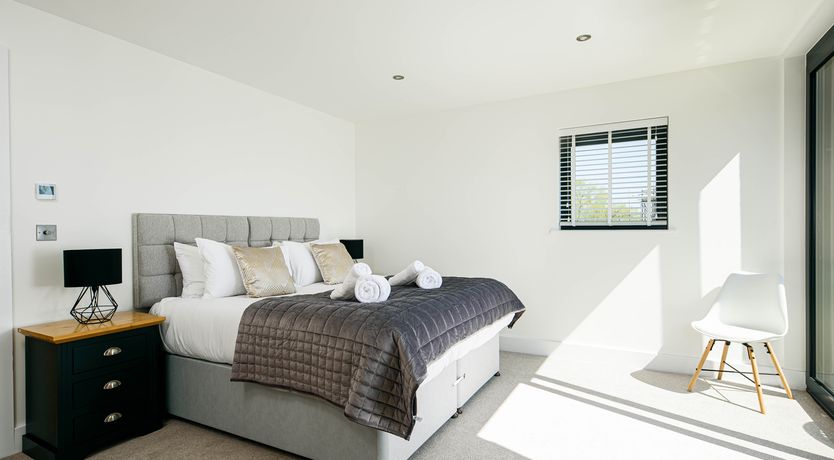 Photo of Red Robin Nest