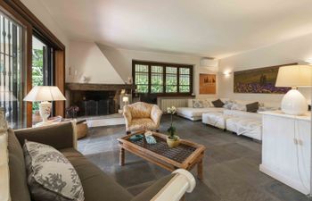 Bougainvillea Terrace Holiday Home