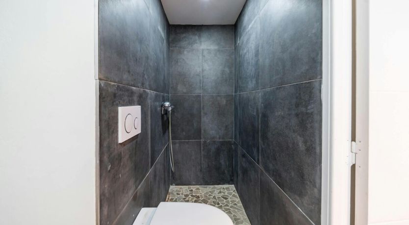 Photo of Azure & Vert