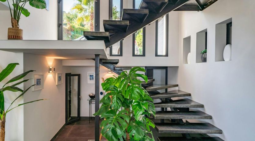 Photo of Azure & Vert