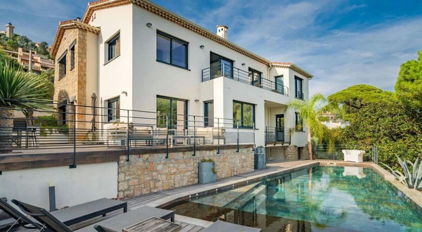 Photo of Azure & Vert