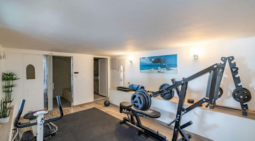 Photo of Azure & Vert