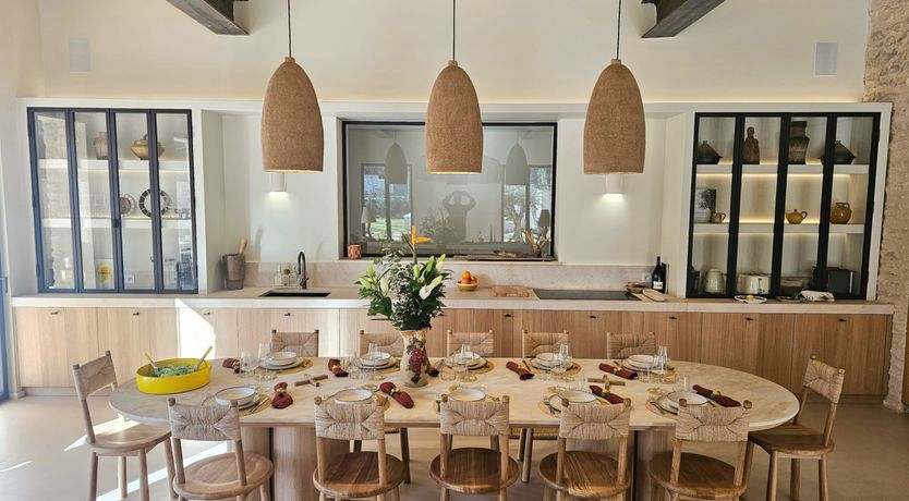 Photo of Riverside Luxury