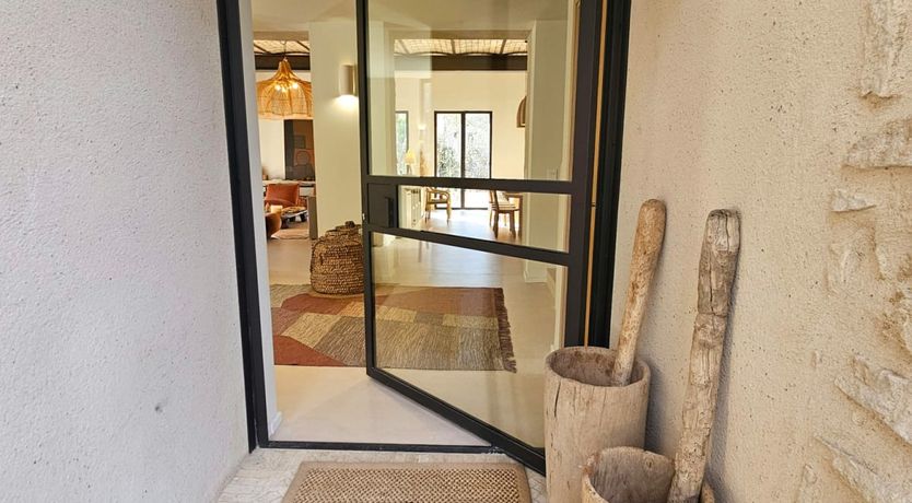 Photo of Riverside Luxury