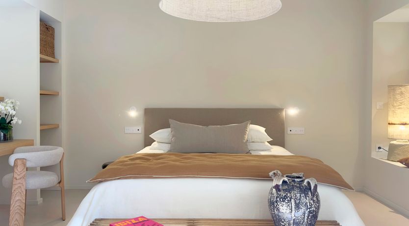 Photo of Riverside Luxury