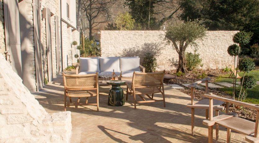 Photo of Riverside Luxury