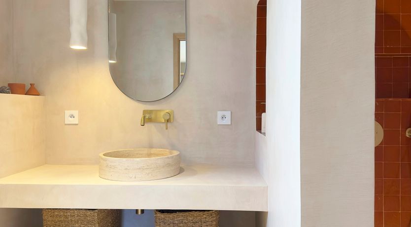 Photo of Riverside Luxury