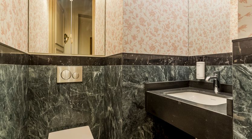 Photo of An Elegant Space